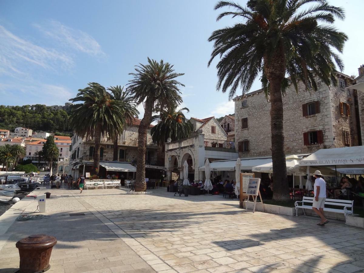 Inn Town Center Hvar Town Exterior foto